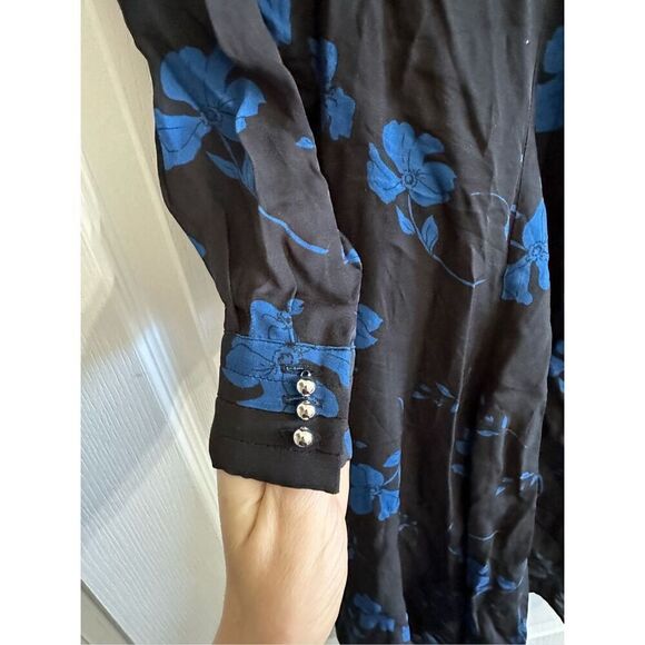NWT Parker Evanna Pleated Women's Black Blue Floral Print V Neck Dress Size 00 - Picture 4 of 11